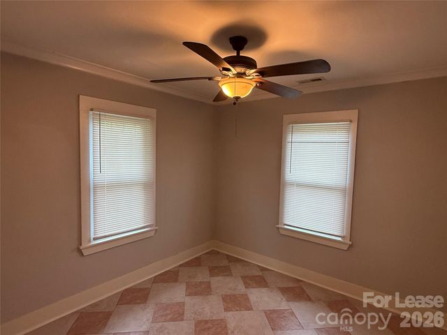2623 Greenland Avenue, Charlotte, NC 28208