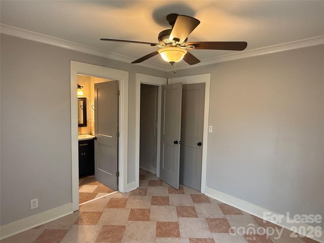 2623 Greenland Avenue, Charlotte, NC 28208