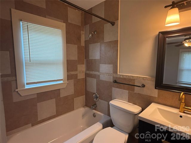 2623 Greenland Avenue, Charlotte, NC 28208