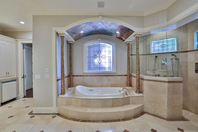 6805 Laurel Valley Drive, Fort Worth, TX 76132