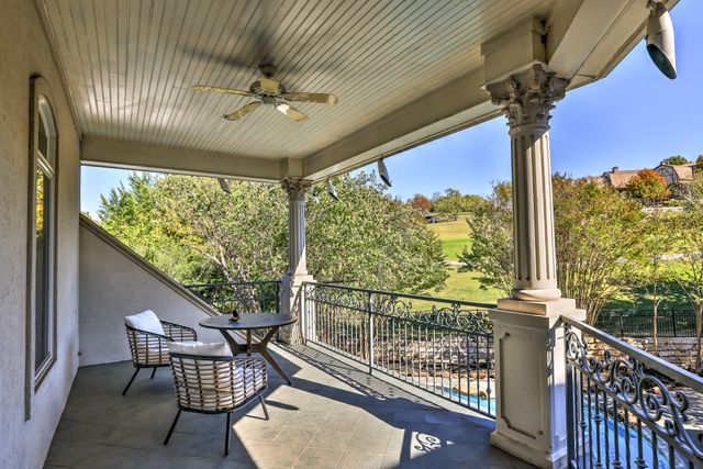 6805 Laurel Valley Drive, Fort Worth, TX 76132