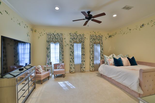 6805 Laurel Valley Drive, Fort Worth, TX 76132