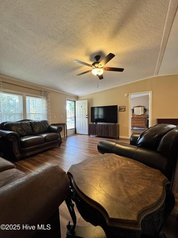 211 Beachwood Drive NW, Calabash, NC 28467