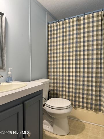 211 Beachwood Drive NW, Calabash, NC 28467