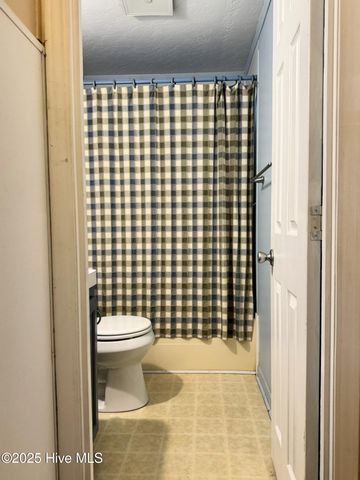 211 Beachwood Drive NW, Calabash, NC 28467