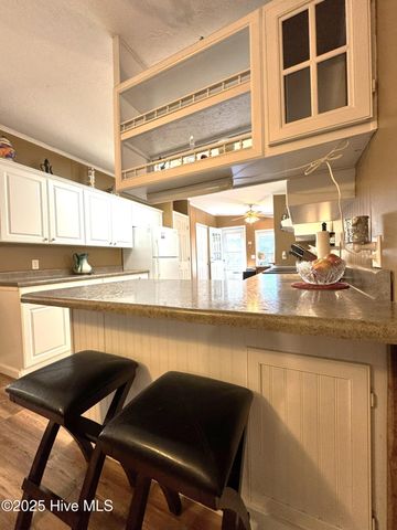 211 Beachwood Drive NW, Calabash, NC 28467