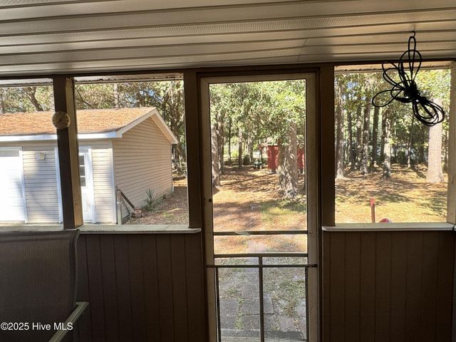 211 Beachwood Drive NW, Calabash, NC 28467