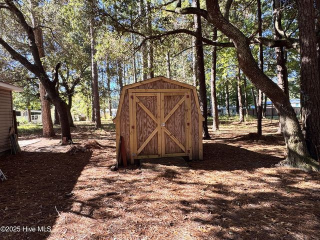 211 Beachwood Drive NW, Calabash, NC 28467