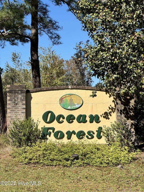 211 Beachwood Drive NW, Calabash, NC 28467