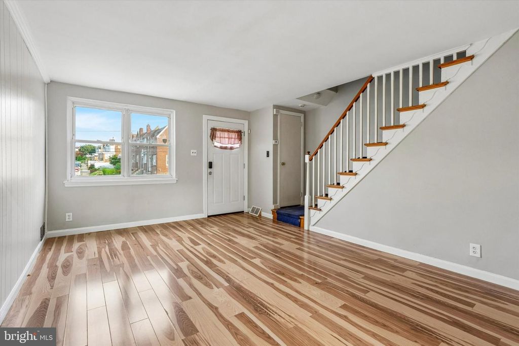 5954 NEWTOWN AVE, PHILADELPHIA, PA 19120 — photo 4