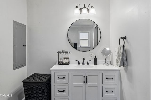 424 Hamilton Street, Johnson City, TN 37604