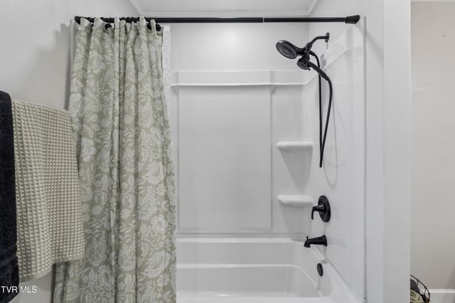 424 Hamilton Street, Johnson City, TN 37604