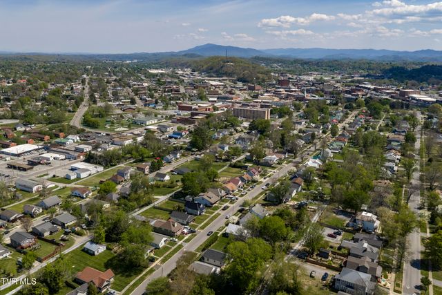 424 Hamilton Street, Johnson City, TN 37604