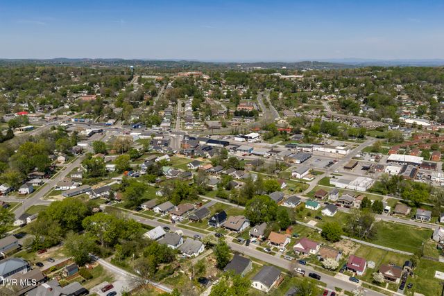 424 Hamilton Street, Johnson City, TN 37604