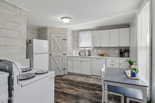 424 Hamilton Street, Johnson City, TN 37604