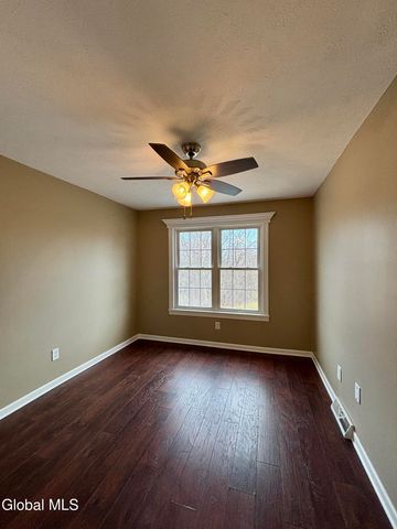 84 Ziemke Farm Lane, Cohoes, NY 12047