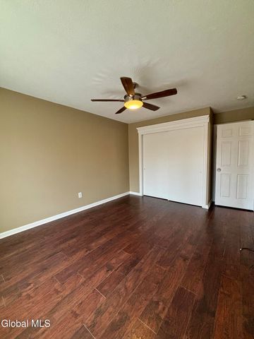 84 Ziemke Farm Lane, Cohoes, NY 12047