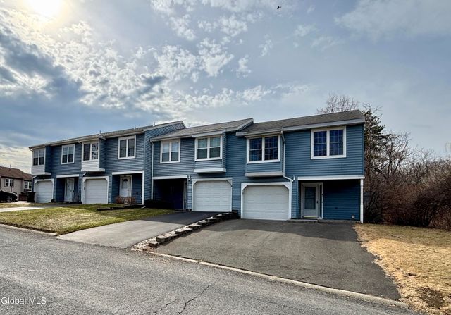 84 Ziemke Farm Lane, Cohoes, NY 12047