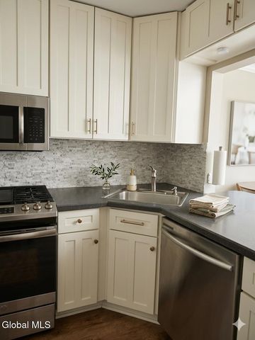 84 Ziemke Farm Lane, Cohoes, NY 12047