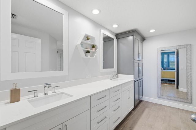 391 NE Plantation Road 215, Stuart, FL 34996