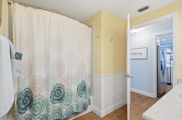 391 NE Plantation Road 215, Stuart, FL 34996