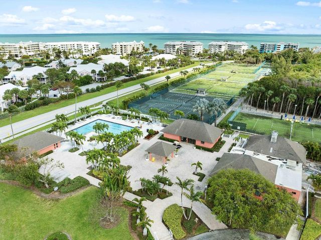 391 NE Plantation Road 215, Stuart, FL 34996