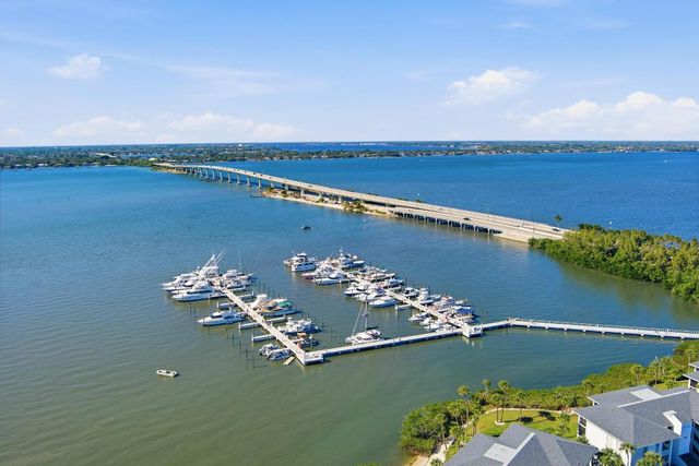 391 NE Plantation Road 215, Stuart, FL 34996