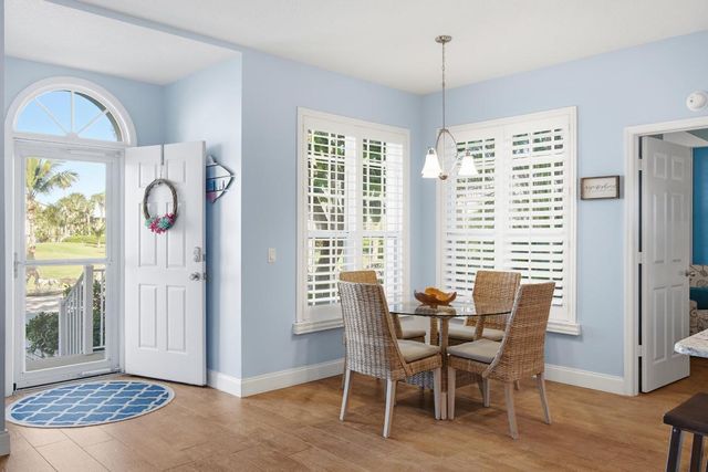 391 NE Plantation Road 215, Stuart, FL 34996