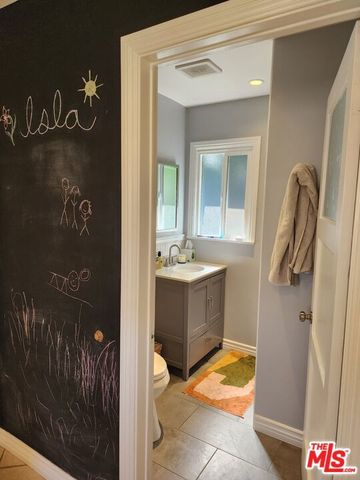 13232 Otsego Street, Sherman Oaks, CA 91423