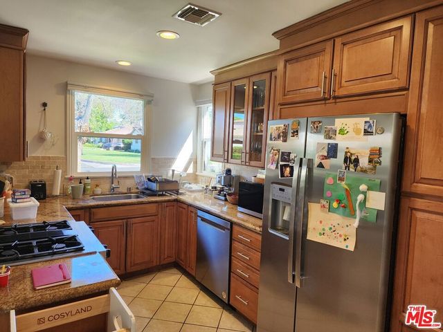 13232 Otsego Street, Sherman Oaks, CA 91423