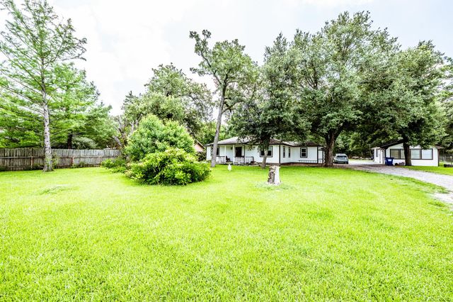 12 Bybee Circle, Huntsville, TX 77320