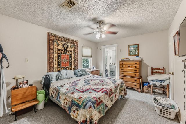 12 Bybee Circle, Huntsville, TX 77320