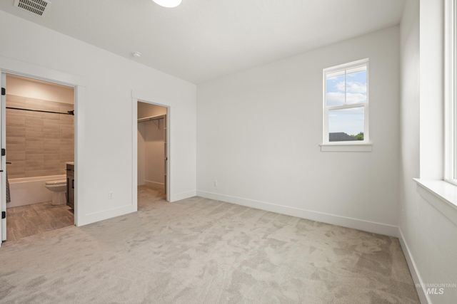 2941 N Staghaven Ave, Star, ID 83669