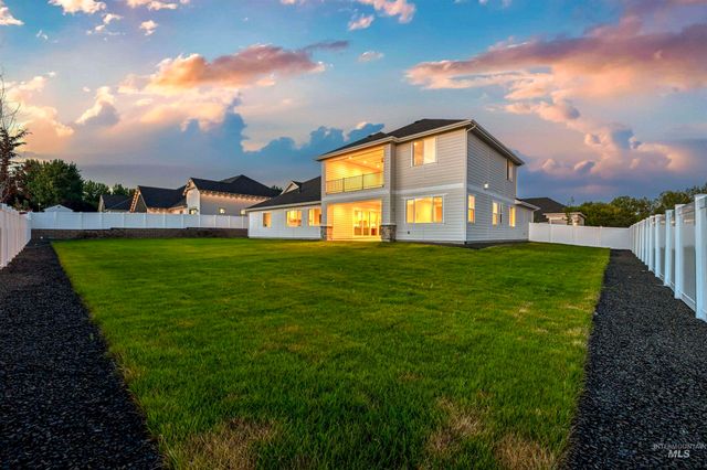 2941 N Staghaven Ave, Star, ID 83669