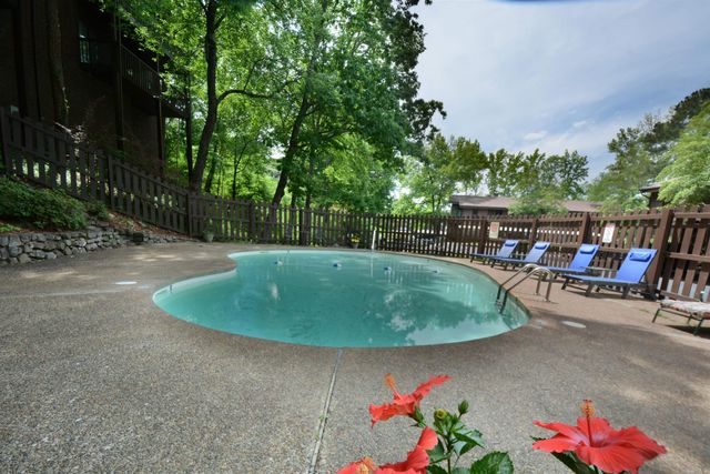 2315 Lakeshore Dr Unit J3, Hot Springs, AR 71913