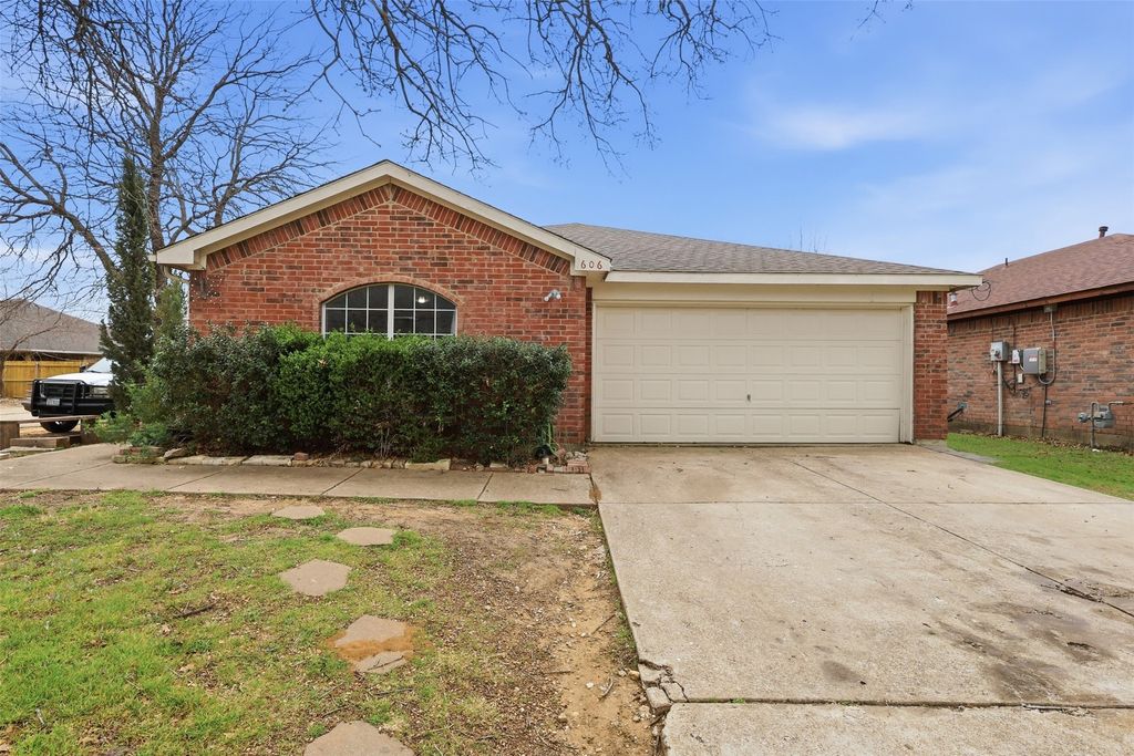 606 W 6th Street, Irving, TX 75060