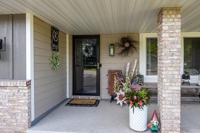 W2593 COLONIAL COURT, Appleton, WI 54915