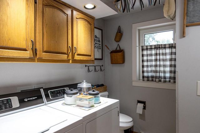 W2593 COLONIAL COURT, Appleton, WI 54915