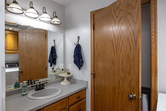 W2593 COLONIAL COURT, Appleton, WI 54915