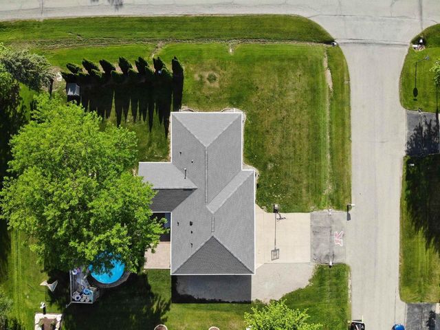 W2593 COLONIAL COURT, Appleton, WI 54915