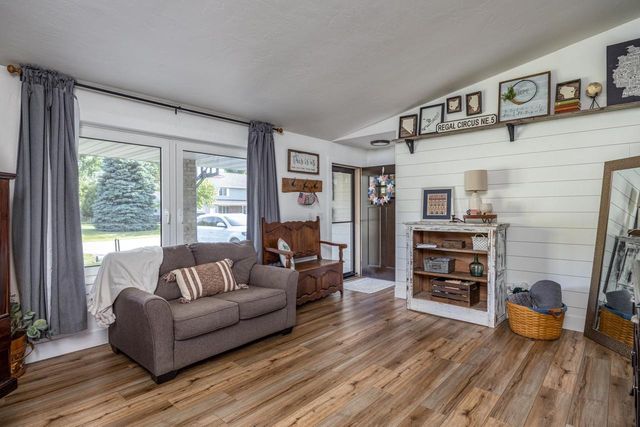 W2593 COLONIAL COURT, Appleton, WI 54915