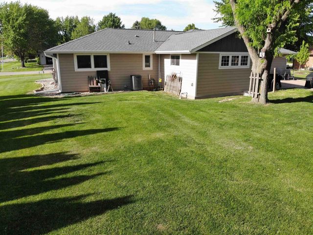 W2593 COLONIAL COURT, Appleton, WI 54915