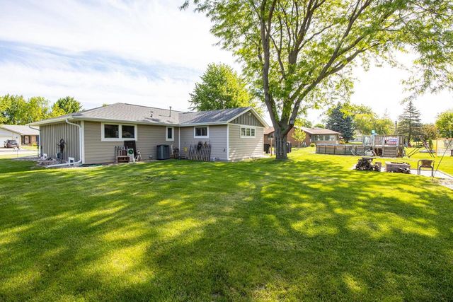 W2593 COLONIAL COURT, Appleton, WI 54915