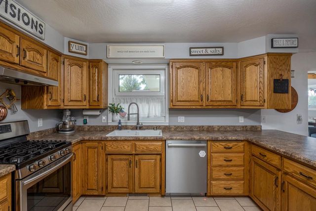 W2593 COLONIAL COURT, Appleton, WI 54915