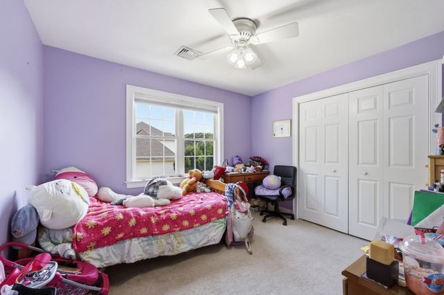 32 Waterford Dr, Westfield, MA 01085