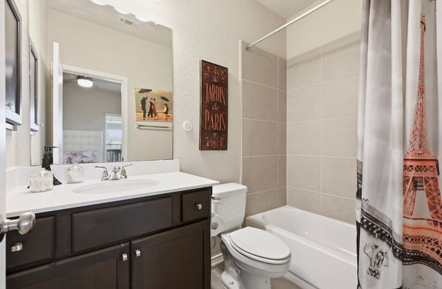 373 LACEY OAK LOOP, San Marcos, TX 78666