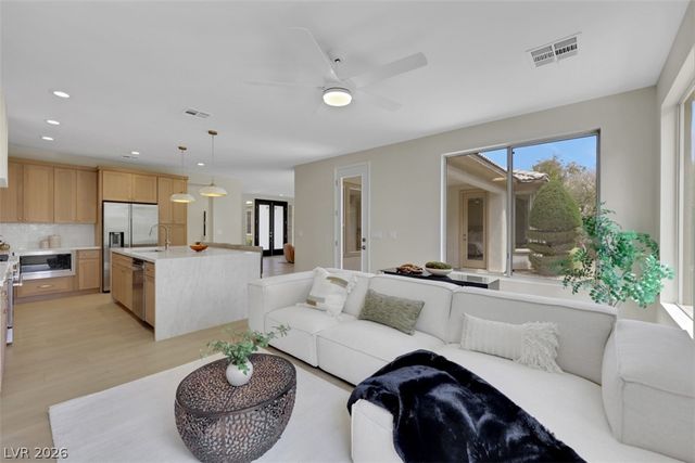 10551 Mandarino Avenue, Las Vegas, NV 89135