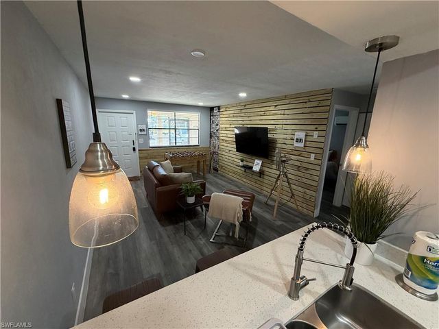 13118 Feather Sound DR 205, Fort Myers, FL 33919