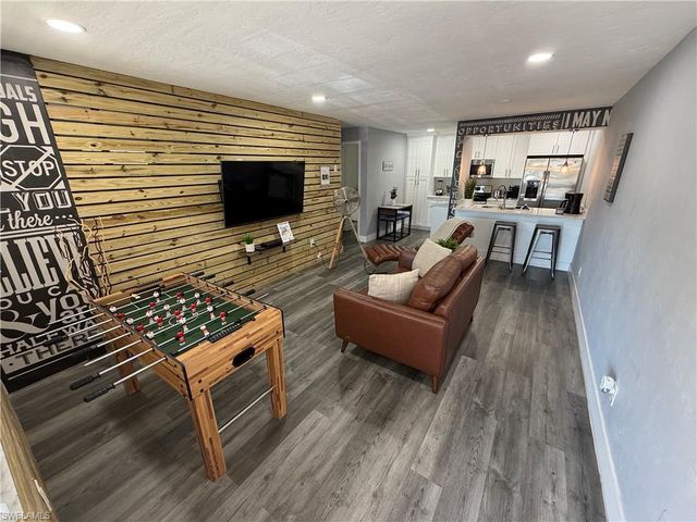 13118 Feather Sound DR 205, Fort Myers, FL 33919