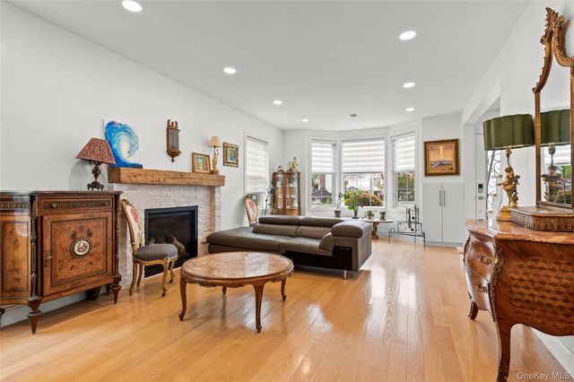 53-16 Concord Street, Little Neck, NY 11362